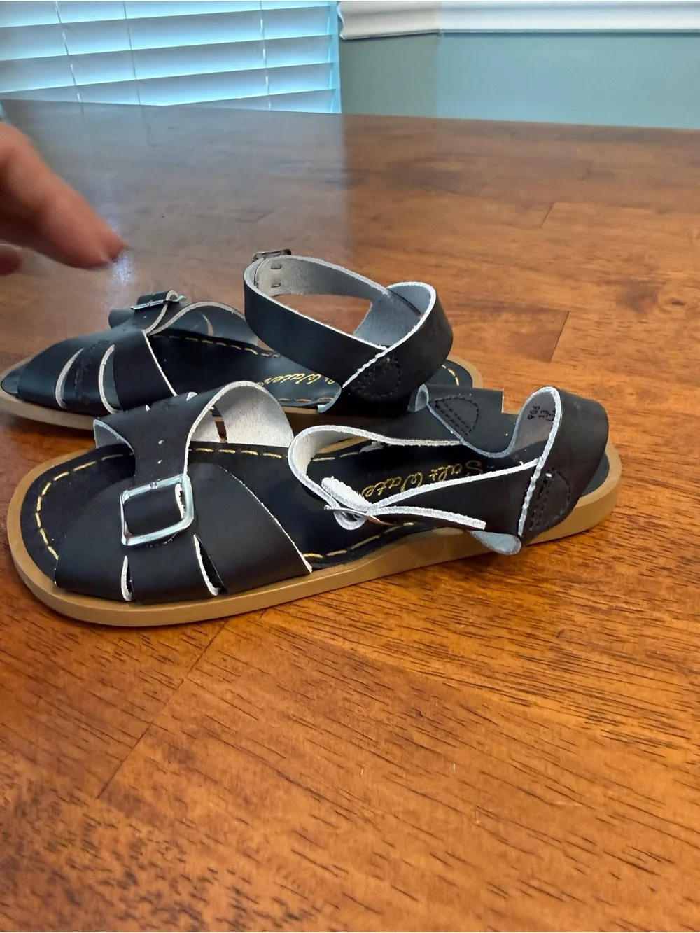 Salt Water Sandals The Original Black Leather Kids Size 13 Youth Strappy